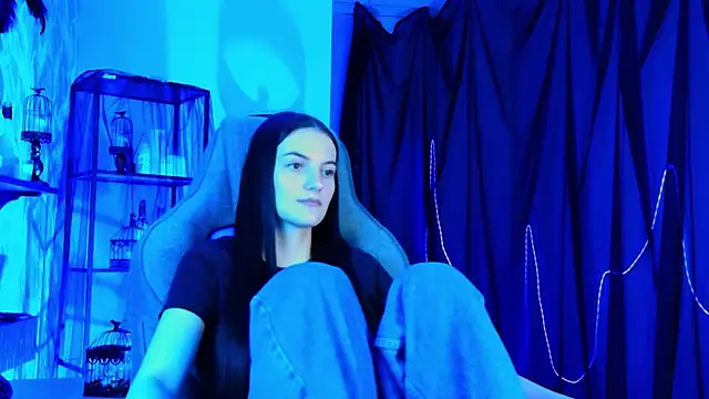 StellaCrowe webcam