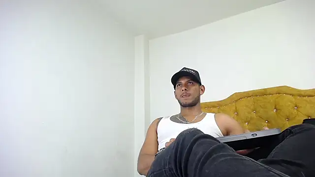 Chris_Dick23 webcam