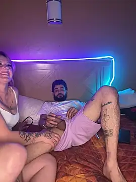 BROKEBOY707 webcam