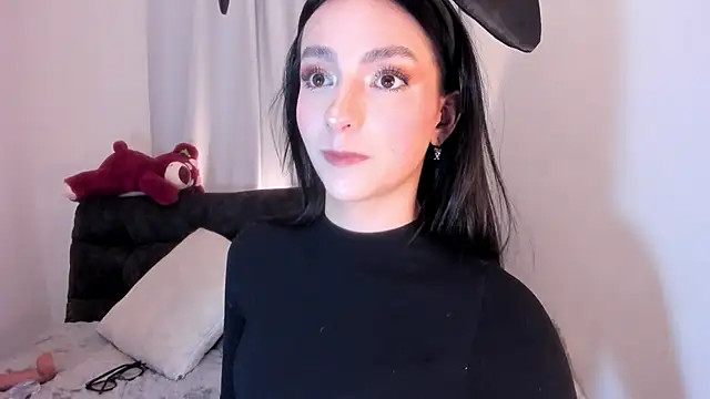 sarah_saenz_ webcam