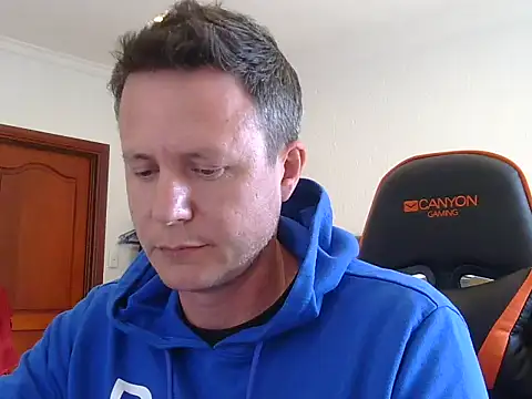 TroyDieselXXX webcam