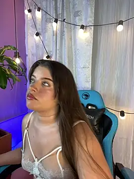 Lia_little18 webcam