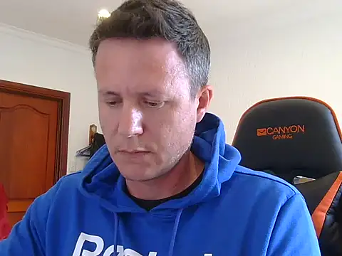 TroyDieselXXX webcam