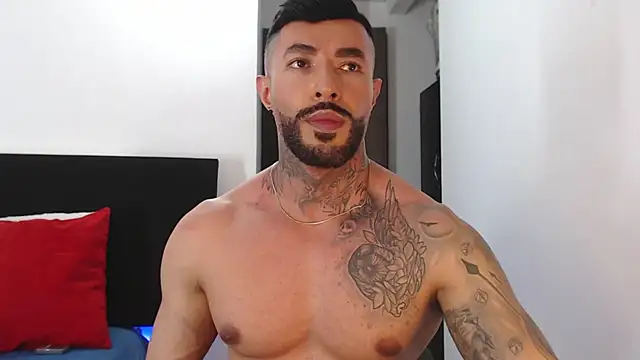 andrea_de_lucaa webcam