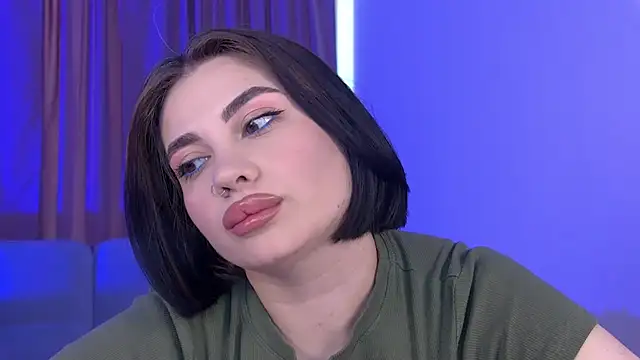 AdrianaToress webcam
