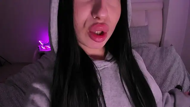 ScarlettJakobs webcam