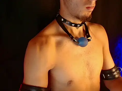 dark_men1 webcam