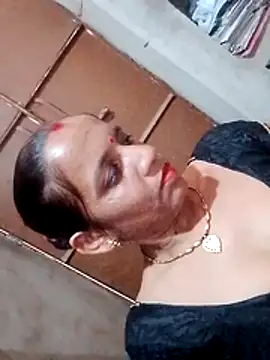 anitarakkoli - Anitarakkoli's free webcam - UK Sex Cams