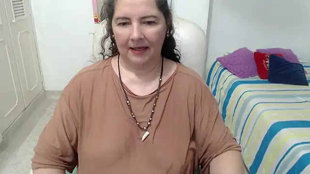 leonela_69 webcam
