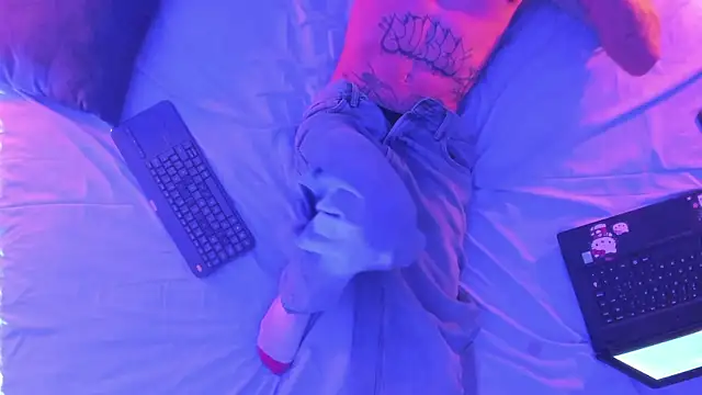 EnzoHunters webcam