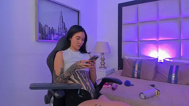 MeganPresleyy webcam