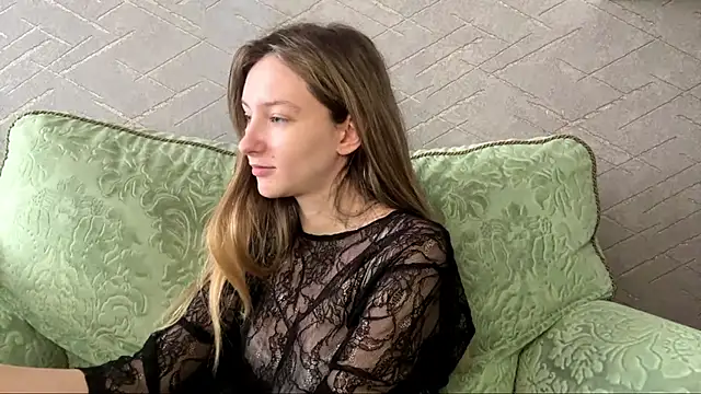 BeeutyLady53 webcam