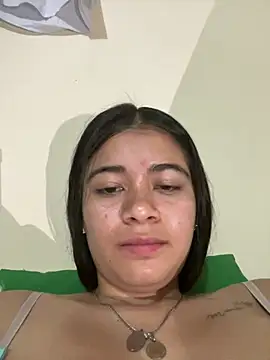 Kloe_1223 webcam
