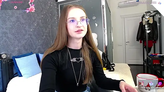KateJonson webcam