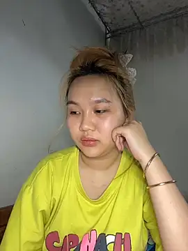 Almira6868 webcam