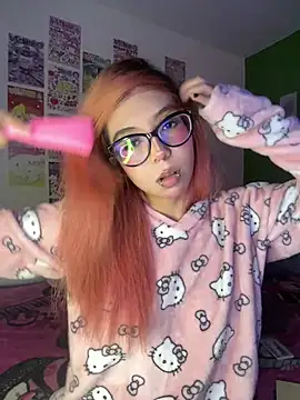 Valen-Foxx1 webcam