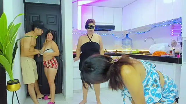 royalgirls_x webcam