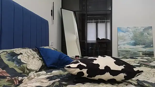 lizzyXpeach webcam