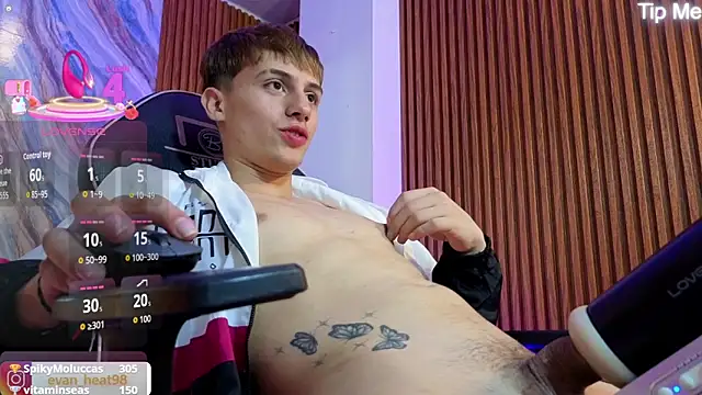 EVAN_TAY webcam