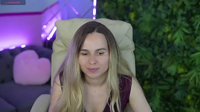JannetBlond webcam