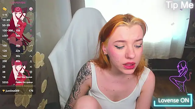 MeganNewCat webcam
