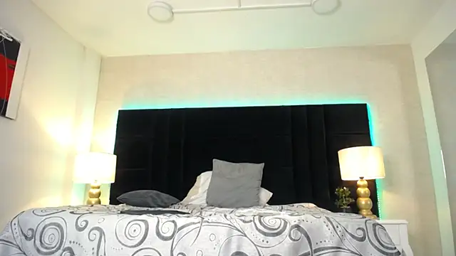 SkylerBigxxx webcam