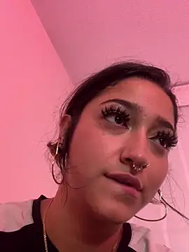 LilithMonette webcam
