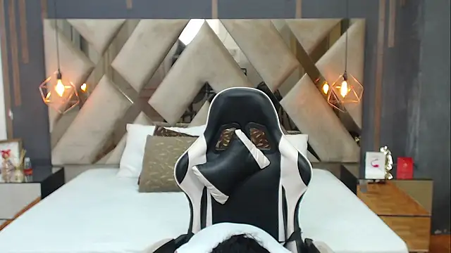 MartinaaFit webcam