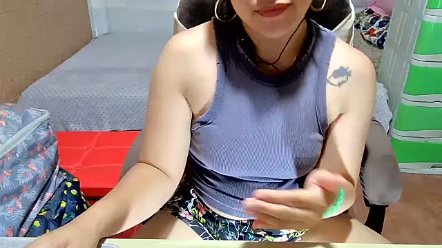 Filipina_Desire webcam