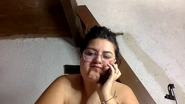 Velvetshadow_48 webcam
