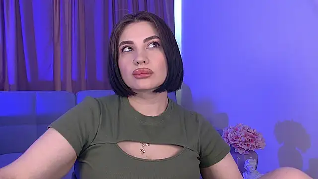 AdrianaToress webcam