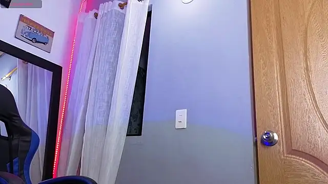 Veronica_111 webcam