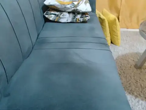 leslysexygirl webcam