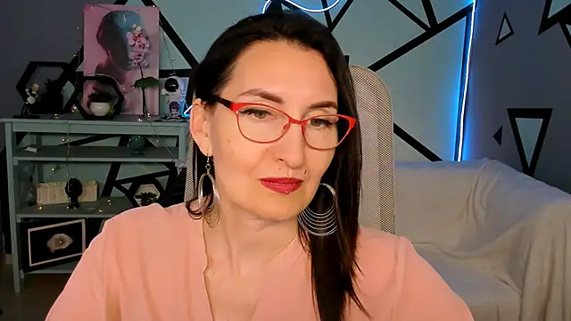 unaterra - UnaTerra's free webcam - UK Sex Cams