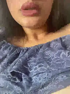 Milana_UK webcam