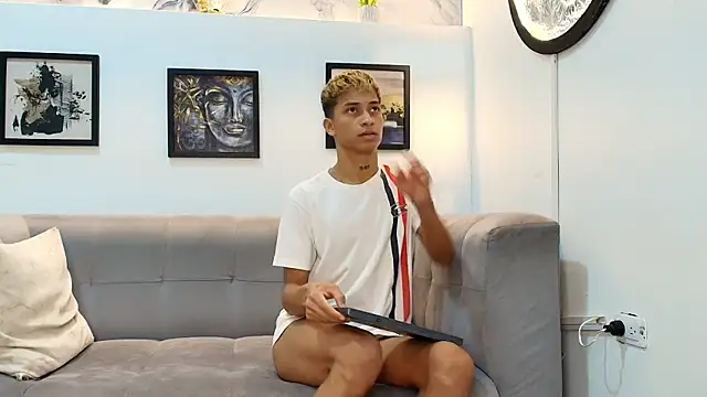 GOLD_BOYS webcam