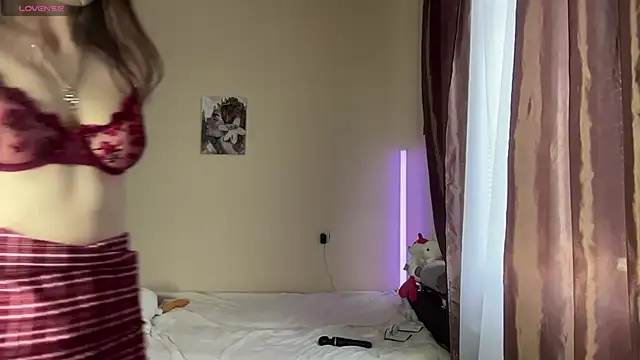 JanellHousen webcam