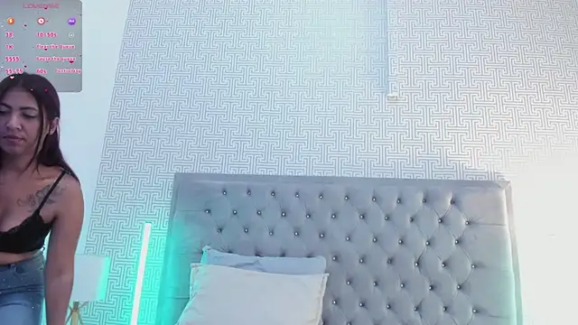 Alexa_Wiild webcam