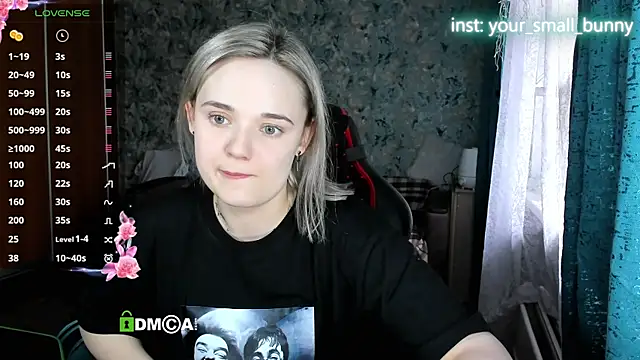 Your_small_bunny webcam