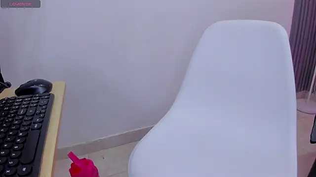 baby_celeste webcam