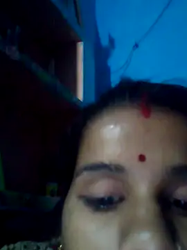 Raveena0990 webcam