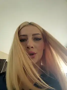 AngieShae webcam