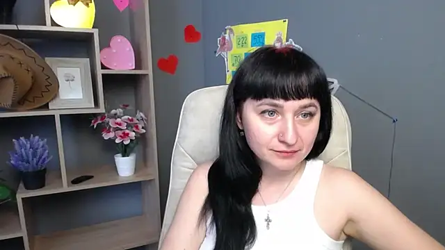 NinaFlawlees webcam