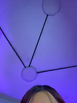 MylaDreams webcam