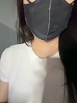 ZzyzyZ-009 webcam