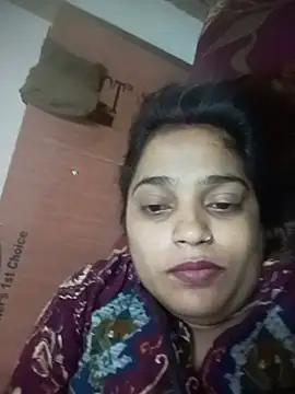 Trisha_71 webcam
