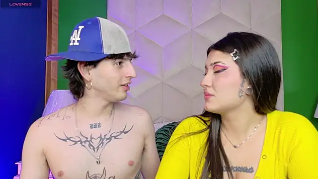 sett_and_gwen webcam