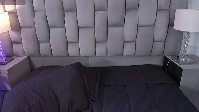 VictoriaMonroee_ webcam