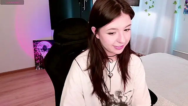 Azaliya_Haze webcam