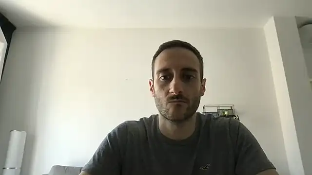 LukaShyGuy webcam